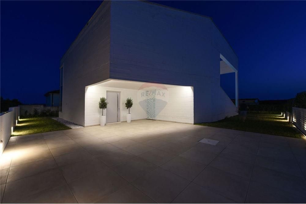 House For sale - Zadarska Debeljak