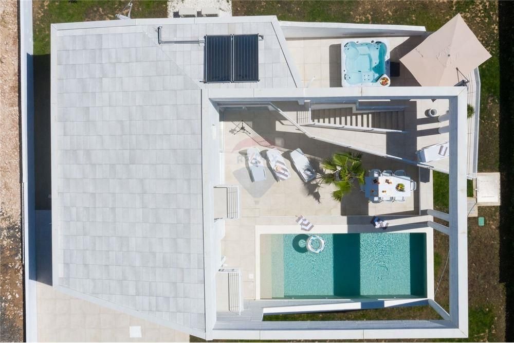 House For sale - Zadarska Debeljak