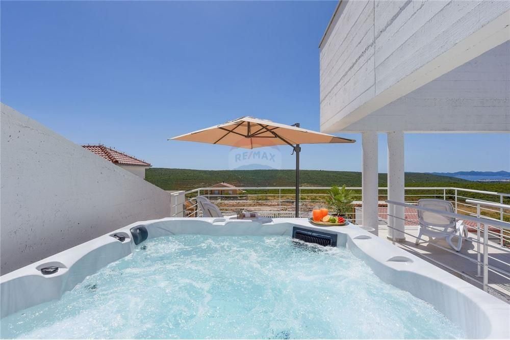 House For sale - Zadarska Debeljak