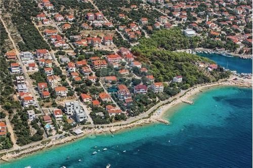 Parcela Naprodaj - Zadarska Mandre