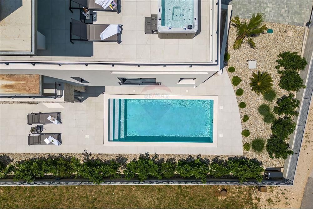 Casa In vendita - Zadarska Bibinje