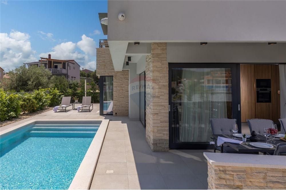 Casa In vendita - Zadarska Bibinje