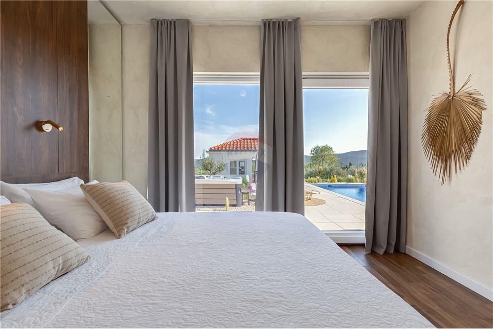 Dům Na prodej - Zadarska Radošinovci