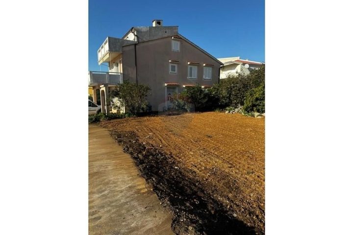 Zemljište za najam 267 m² – Novalja