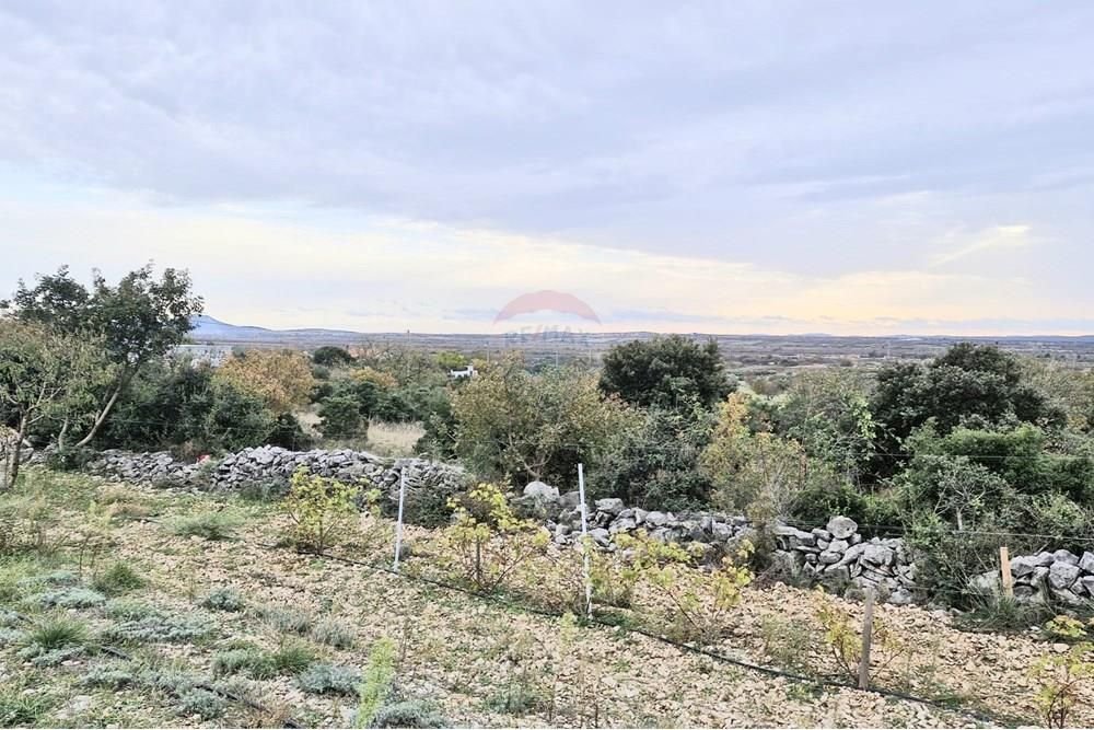 Parcela Na predaj - Zadarska Nadin