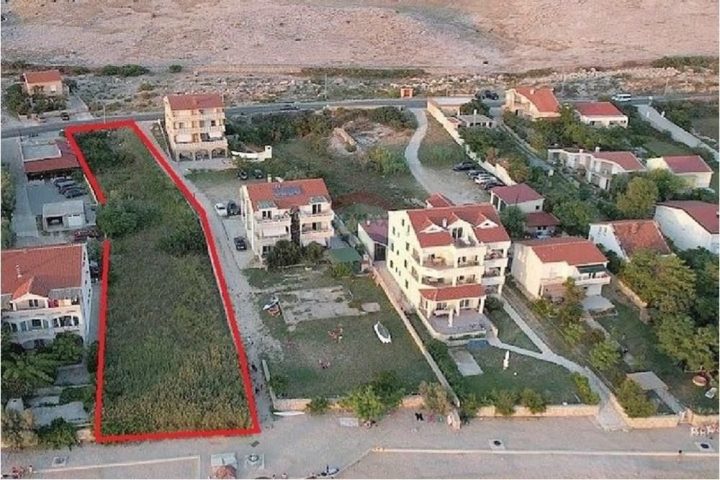 Pozemok na predaj 1802 m² – Novalja