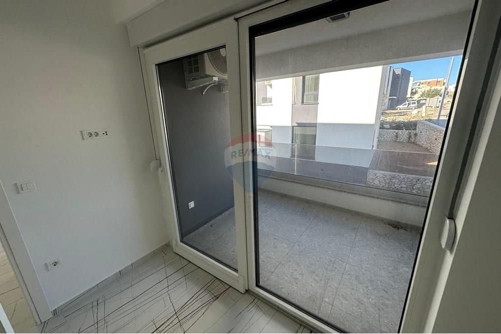 Appartement À vendre - Ličko-senjska Novalja