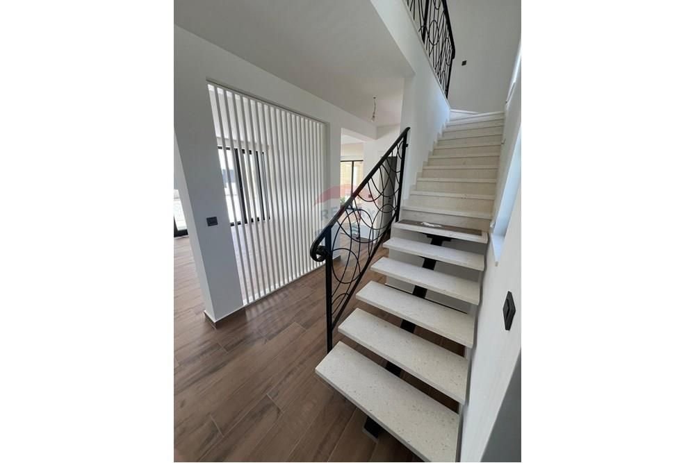 Haus Zu verkaufen - Zadarska Pridraga