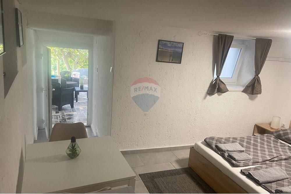 House For sale - Ličko-senjska Novalja