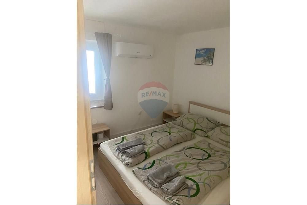 House For sale - Ličko-senjska Novalja