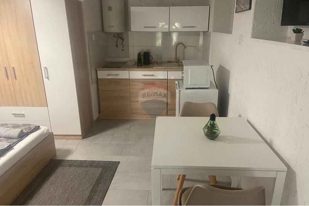 House For sale - Ličko-senjska Novalja