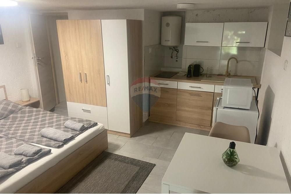 House For sale - Ličko-senjska Novalja