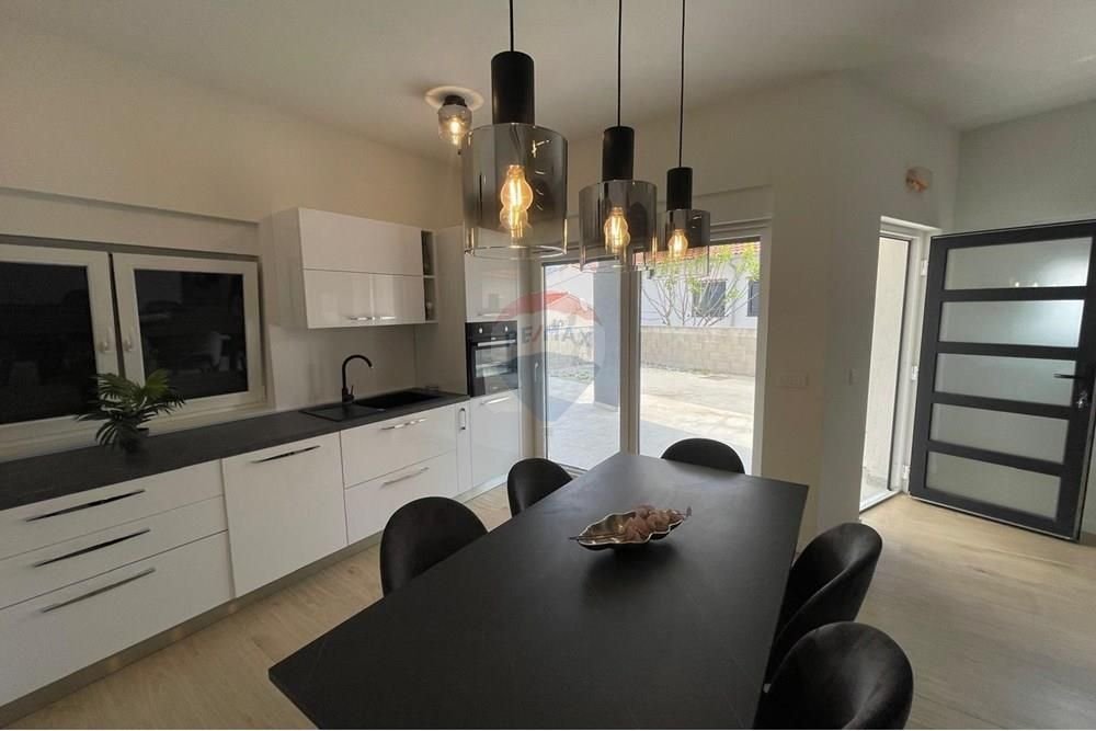 Apartmán Na prodej - Zadarska Vinjerac