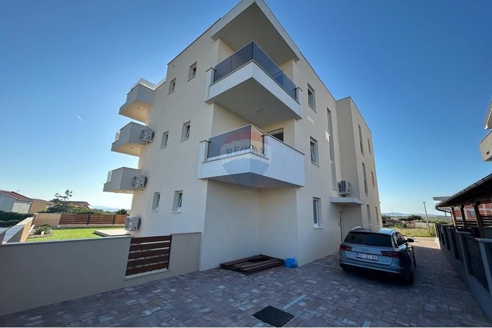 Flat For sale - Zadarska Povljana