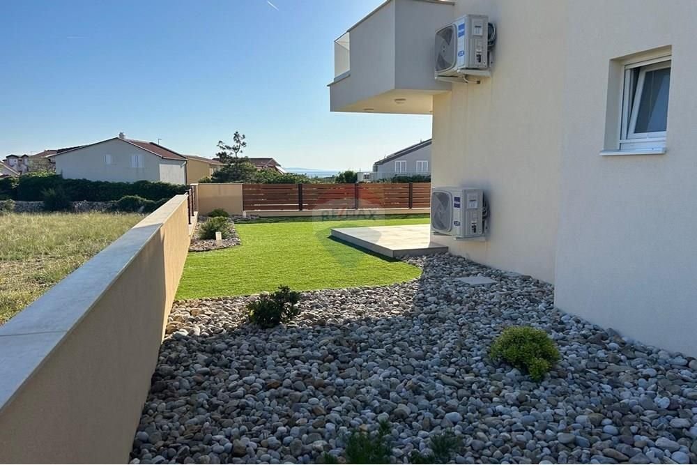 Flat For sale - Zadarska Povljana