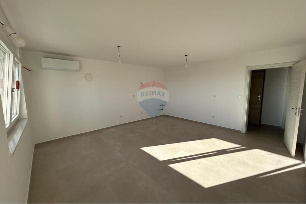 Flat For sale - Zadarska Povljana