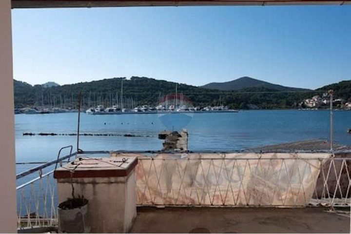 Kuća Na prodaju - Zadarska Sutomišćica - foto 2/14