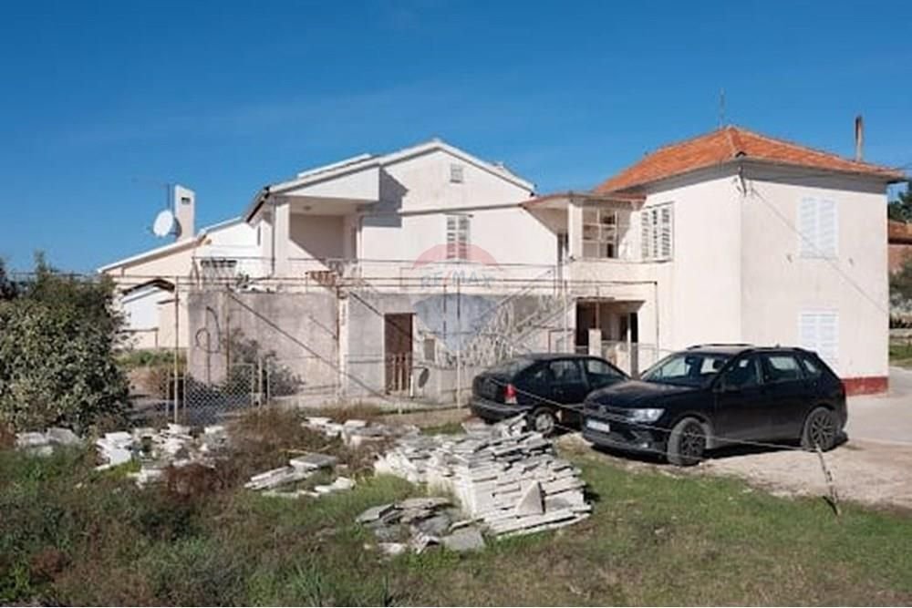Kuća Na prodaju - Zadarska Sutomišćica