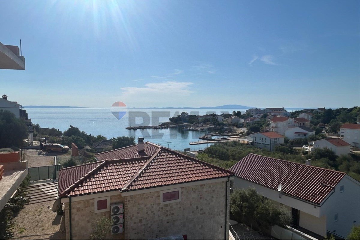 Flat For sale - Ličko-senjska Novalja