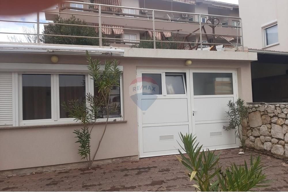 Apartma Naprodaj - Ličko-senjska Stara Novalja