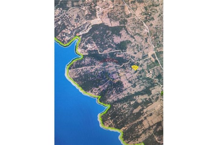 Zemljište na prodaju 650 m² – Novalja