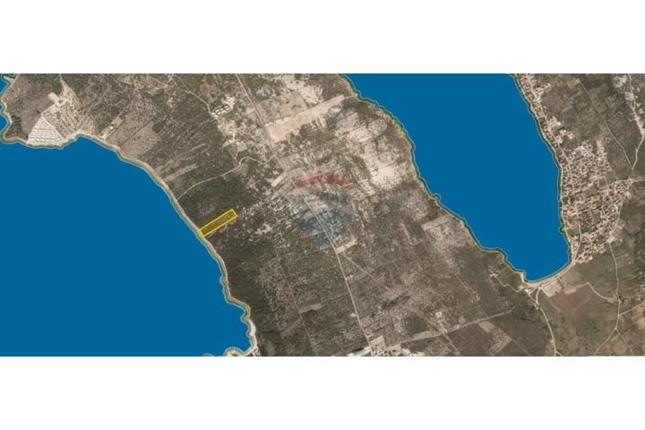 Terrain à vendre 11066 m² – Novalja