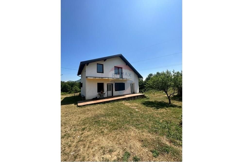 Kuća Na prodaju - Ličko-senjska Prokike - foto 1/12