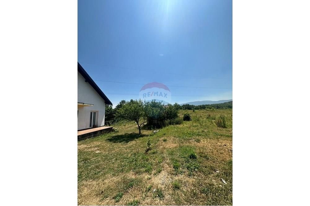 Hiša Naprodaj - Ličko-senjska Prokike