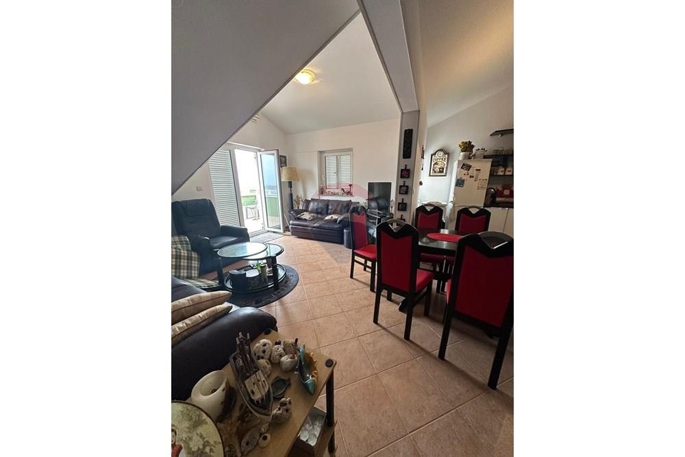 Apartma Naprodaj - Ličko-senjska Novalja