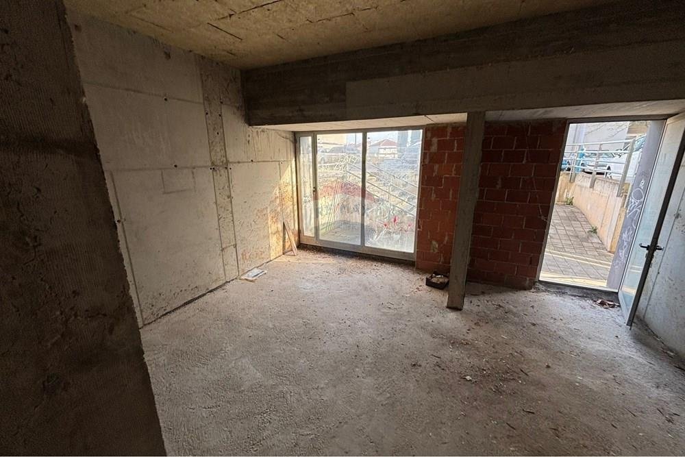Business premises For sale - Zadarska Smiljevac - foto 1/4