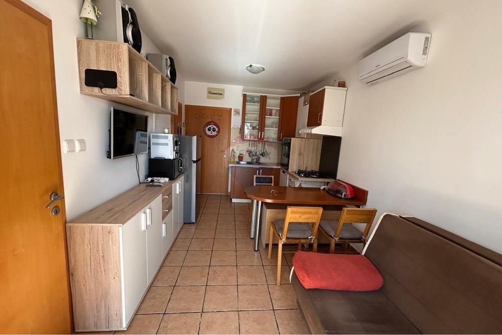 Flat For sale - Ličko-senjska Novalja
