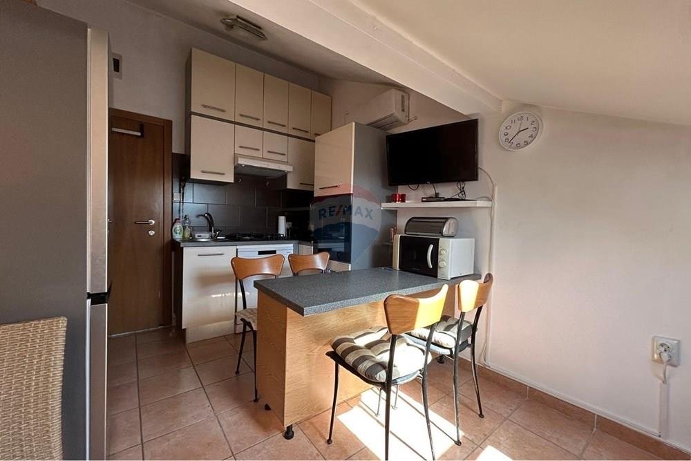 Flat For sale - Ličko-senjska Novalja
