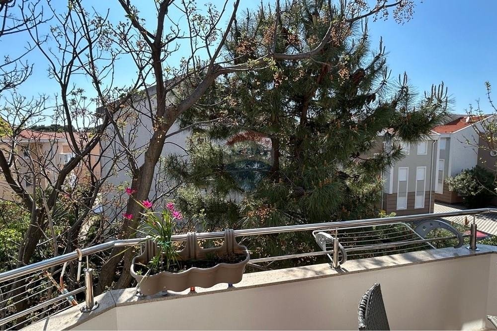 Flat For sale - Ličko-senjska Novalja