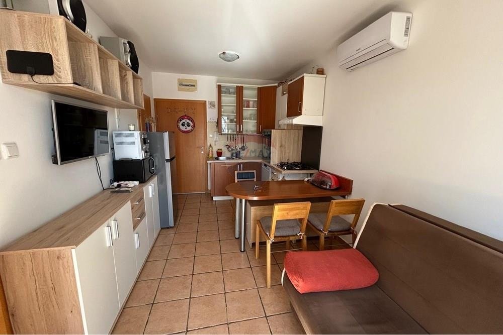 Flat For sale - Ličko-senjska Novalja