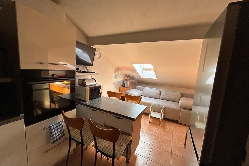 Flat For sale - Ličko-senjska Novalja