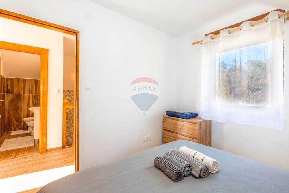 Casa In vendita - Ličko-senjska Konjsko Brdo