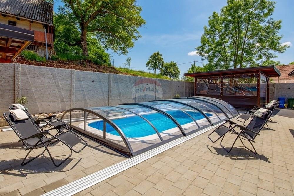Casa In vendita - Ličko-senjska Konjsko Brdo