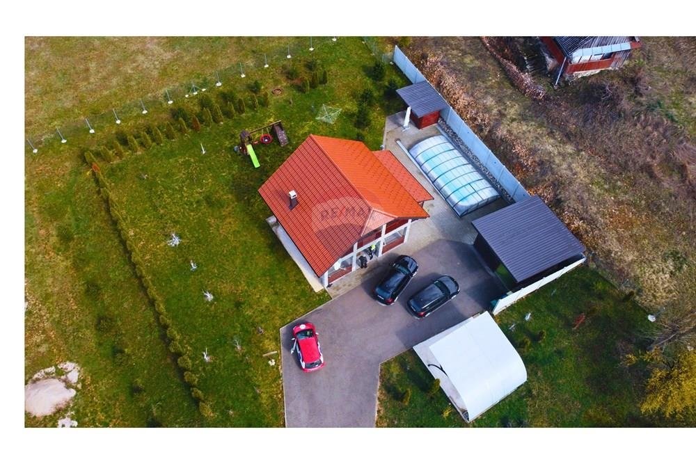 Casa In vendita - Ličko-senjska Konjsko Brdo