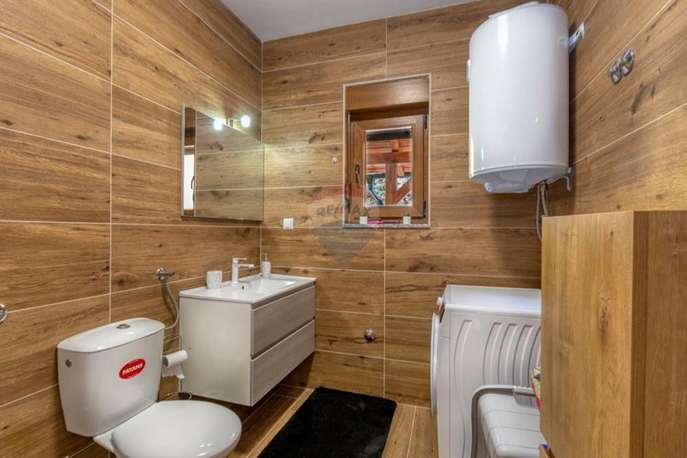 Casa In vendita - Ličko-senjska Konjsko Brdo
