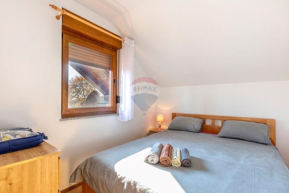 Casa In vendita - Ličko-senjska Konjsko Brdo