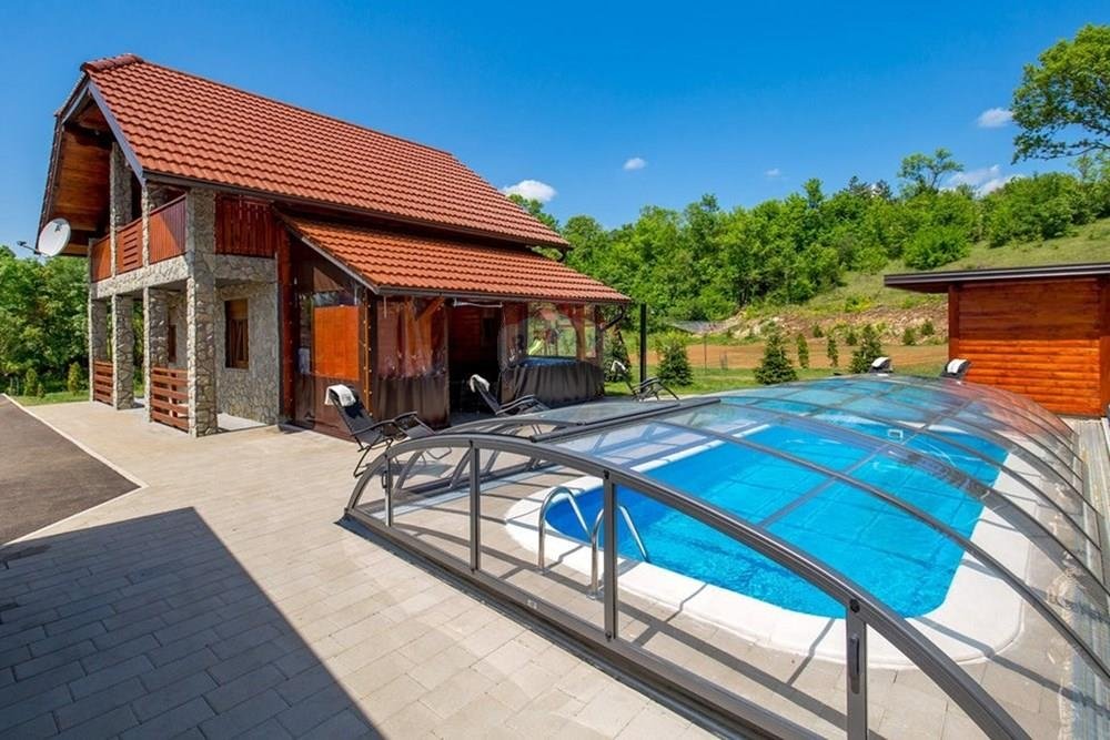 Casa In vendita - Ličko-senjska Konjsko Brdo