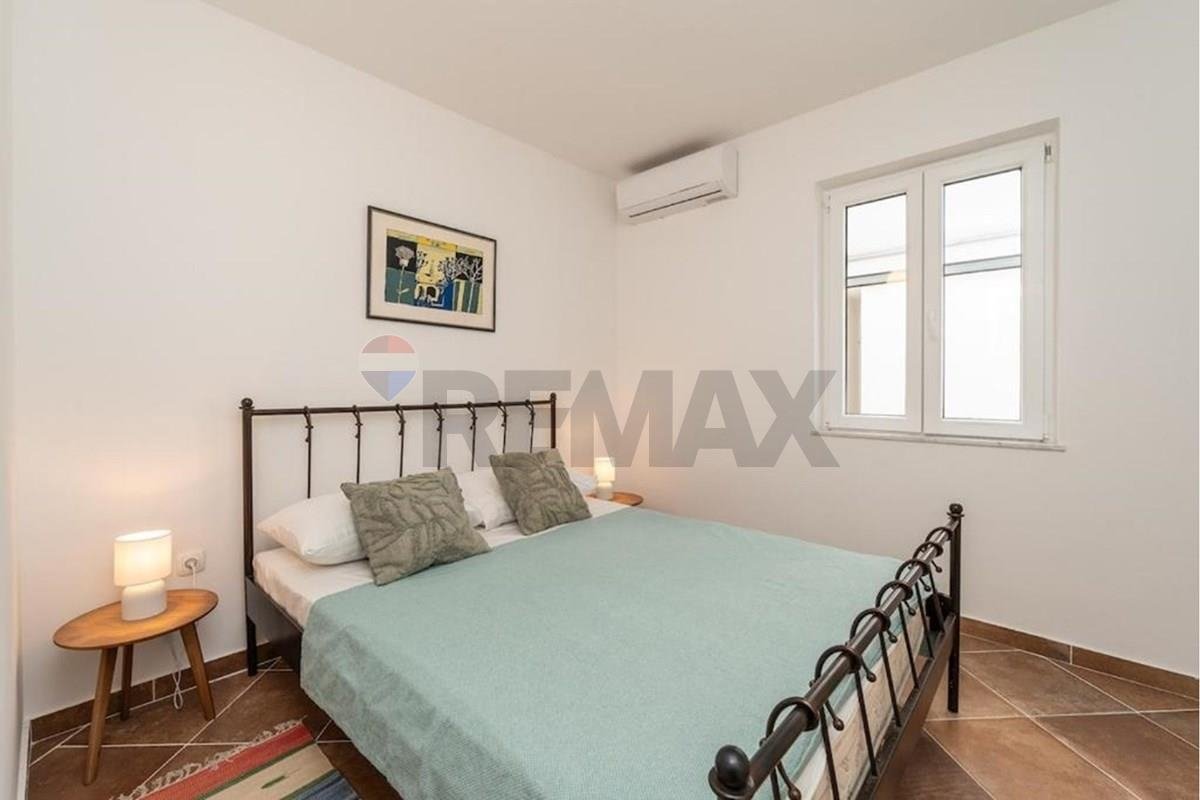 House For sale - Ličko-senjska Novalja