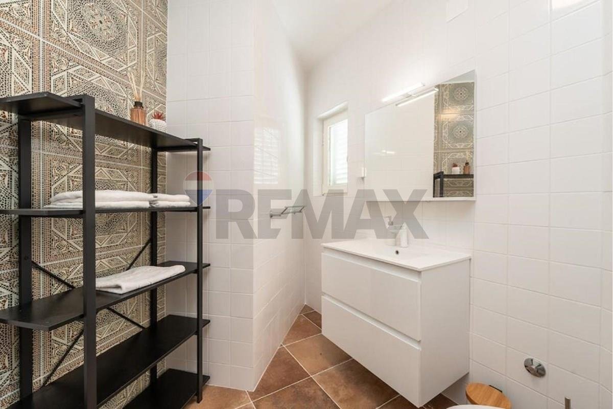 House For sale - Ličko-senjska Novalja