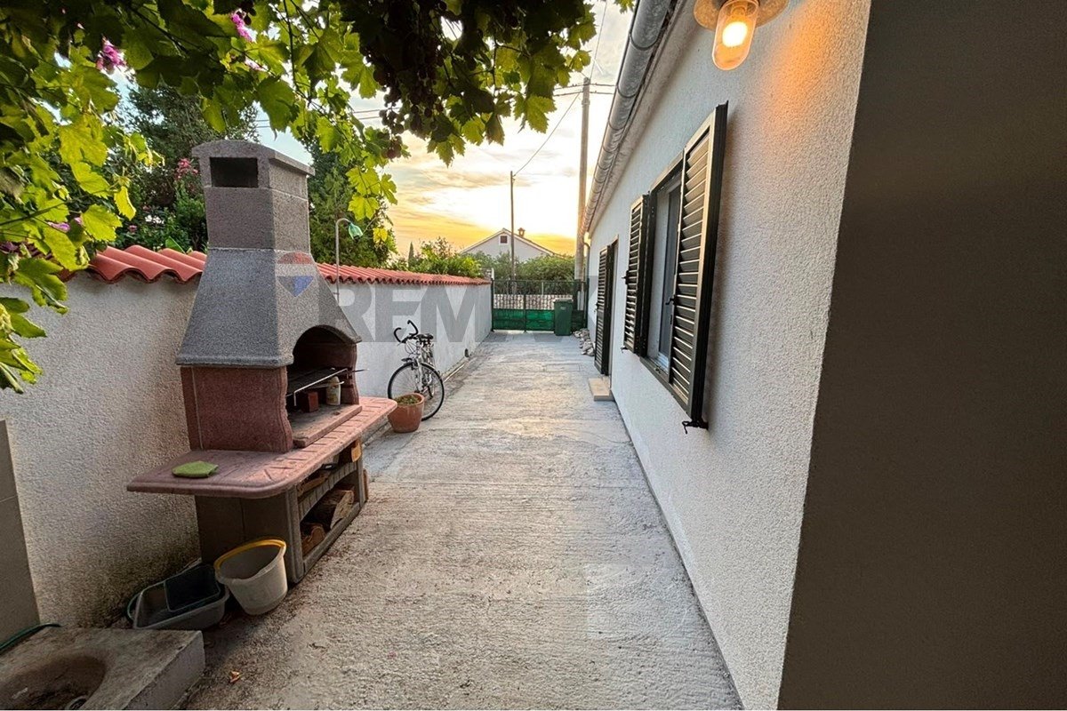 Kuća Na prodaju - Zadarska Grbe