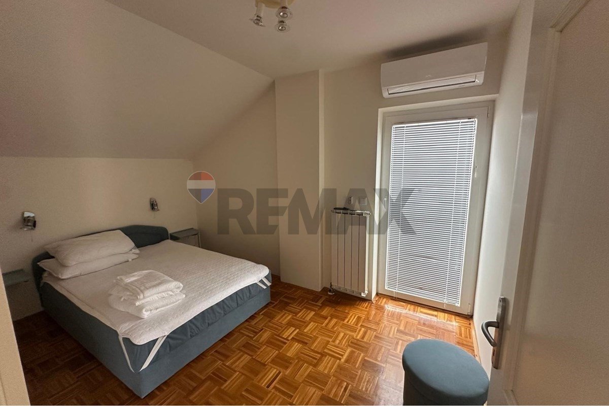 House For sale - Ličko-senjska Stara Novalja