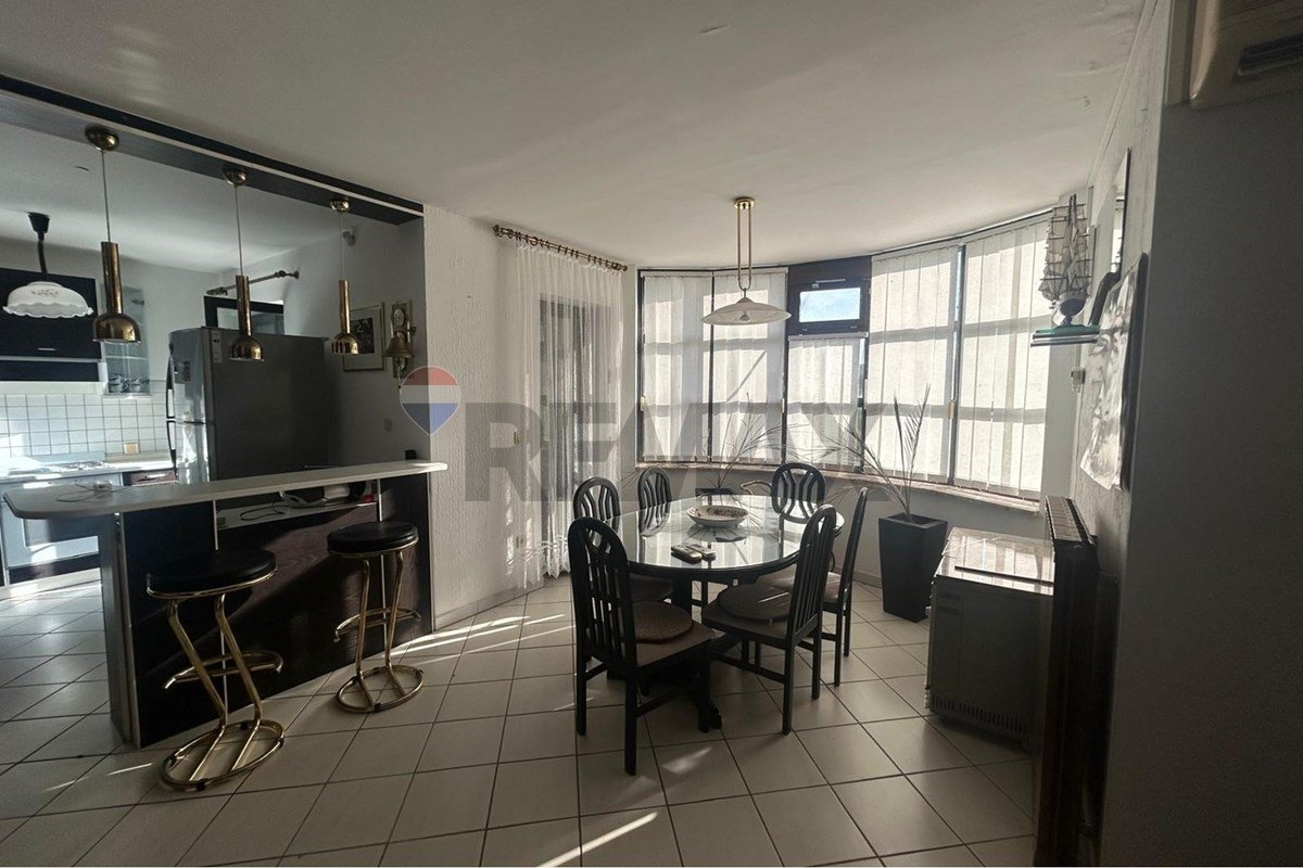 House For sale - Ličko-senjska Stara Novalja