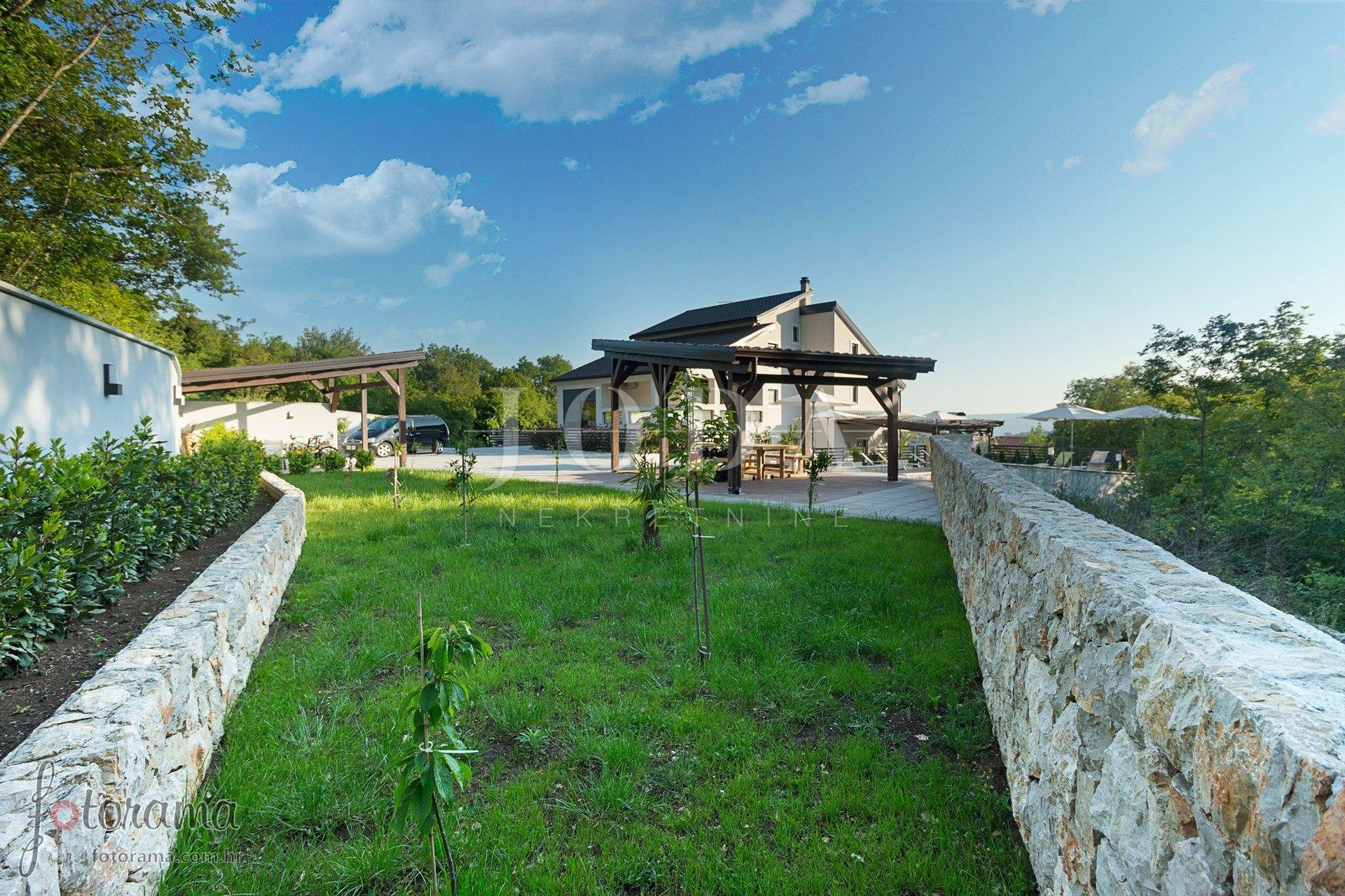 Dom Na predaj - Primorsko-goranska Crikvenica