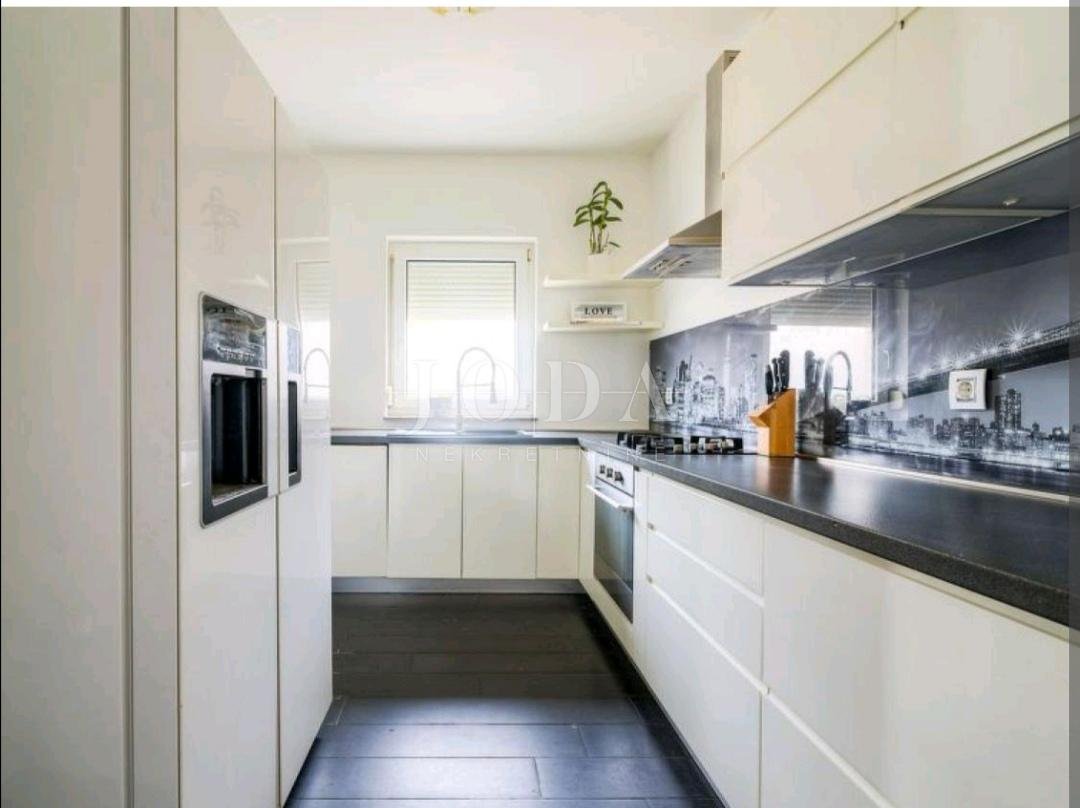Casa In vendita - Ličko-senjska Sveti Juraj
