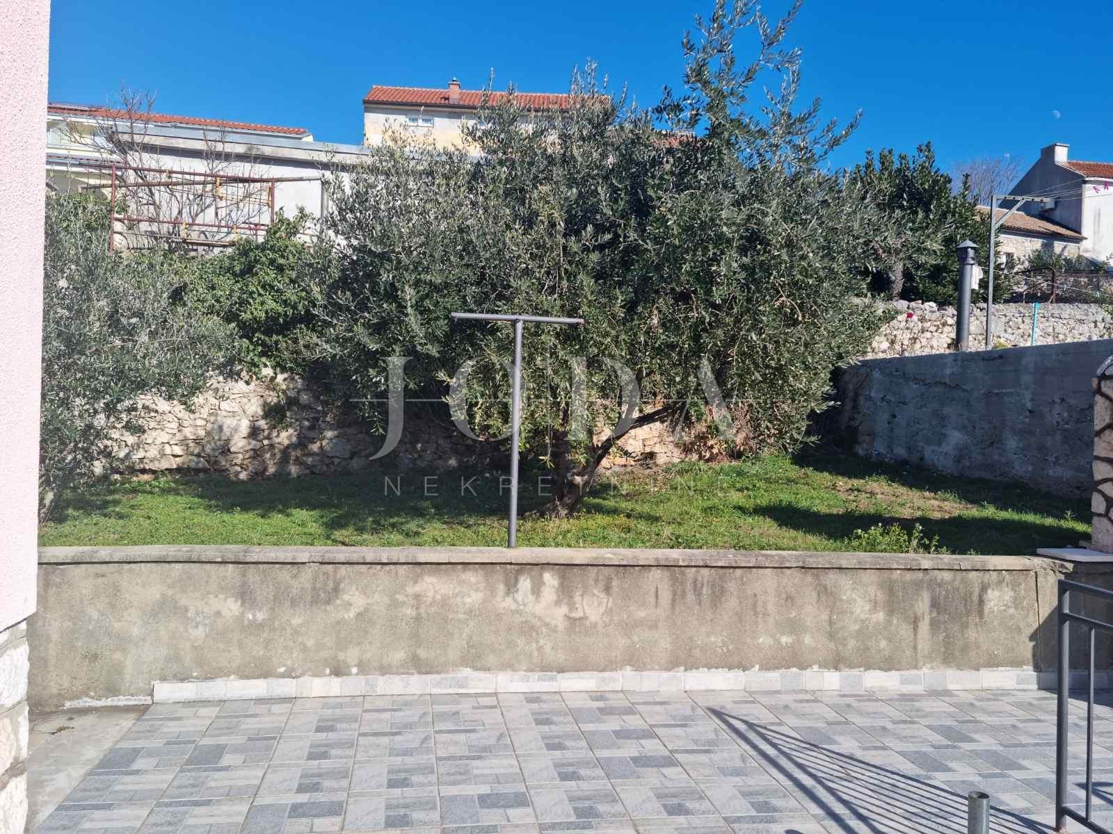 Casa In vendita - Primorsko-goranska Novi Vinodolski