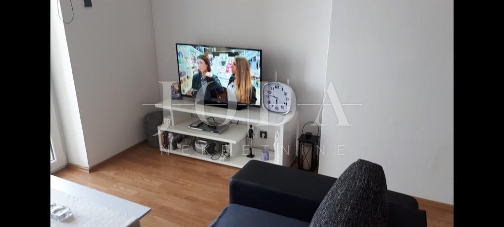 Stan Na prodaju - Ličko-senjska Senj